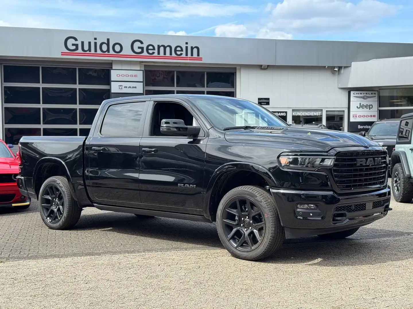 Dodge RAM 1500 Laramie Night + Luftfederung + elektr. Trittb Noir - 2