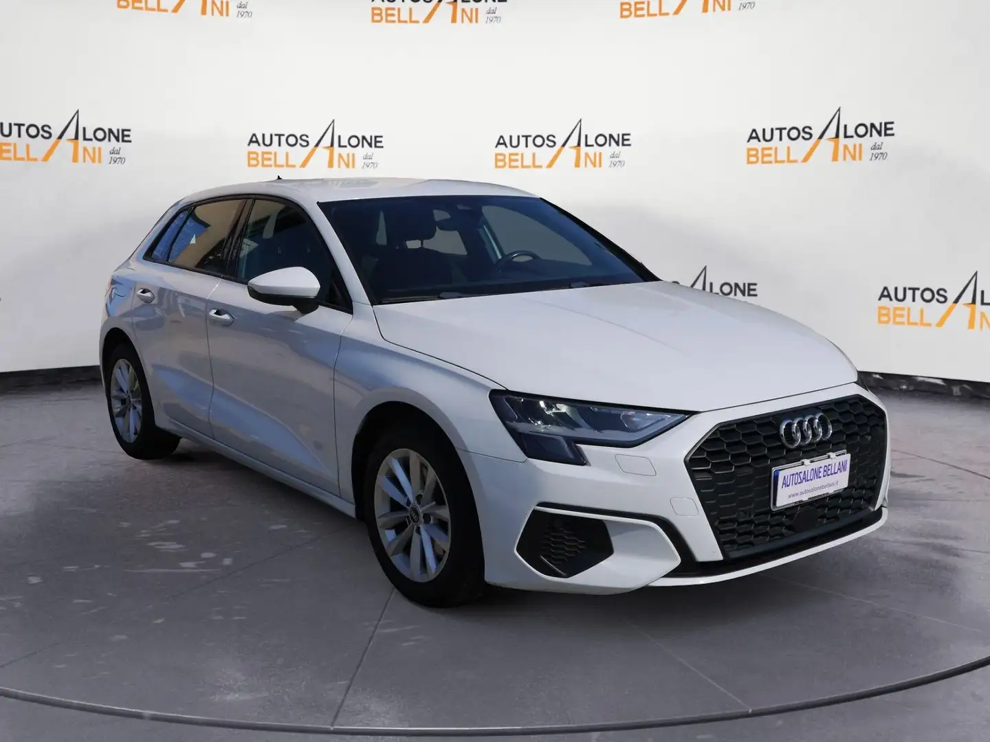 Audi A3 30 TDI Business Bianco - 1