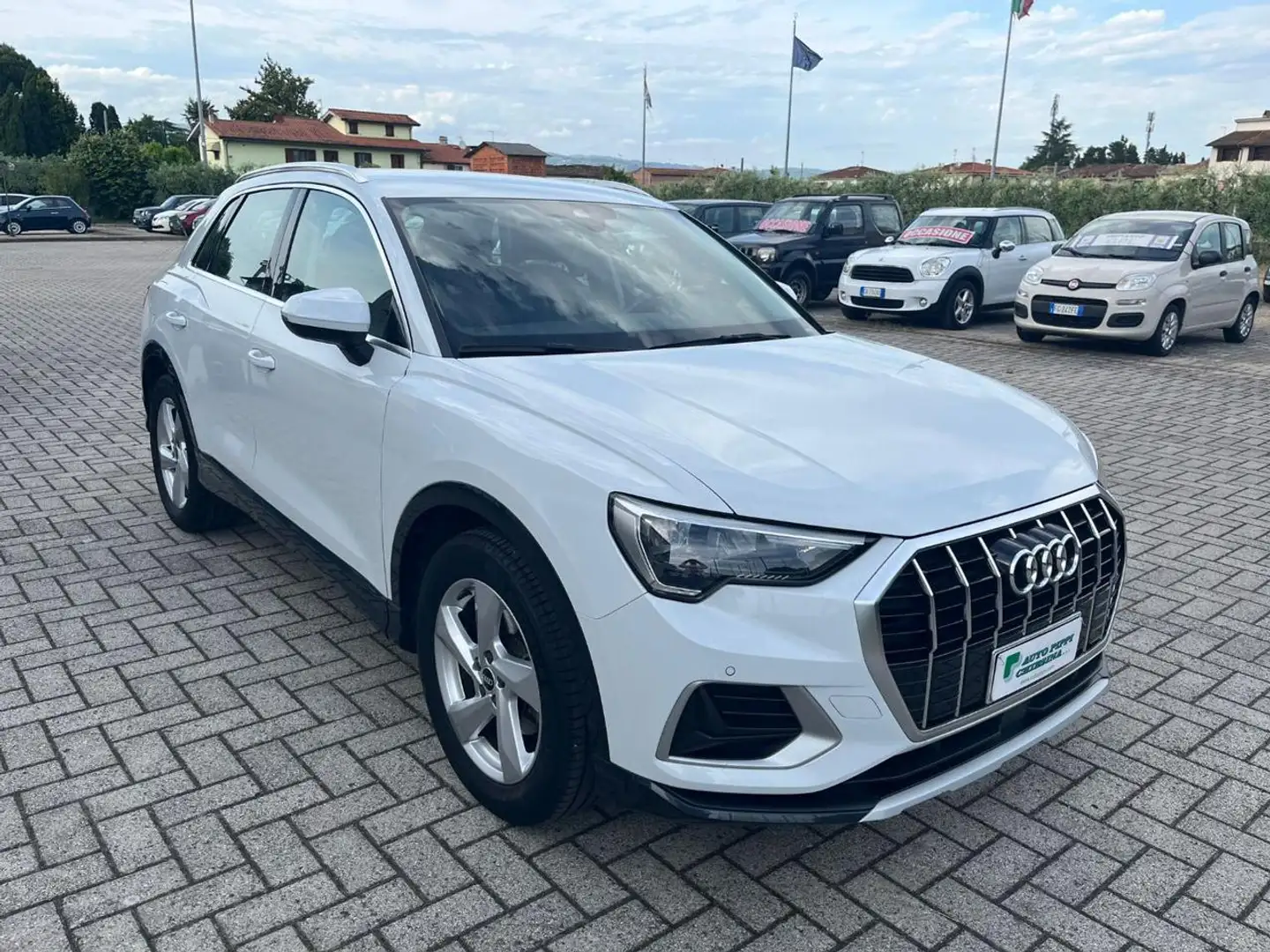 Audi Q3 35 TDI S tronic Business Advanced Blanc - 1