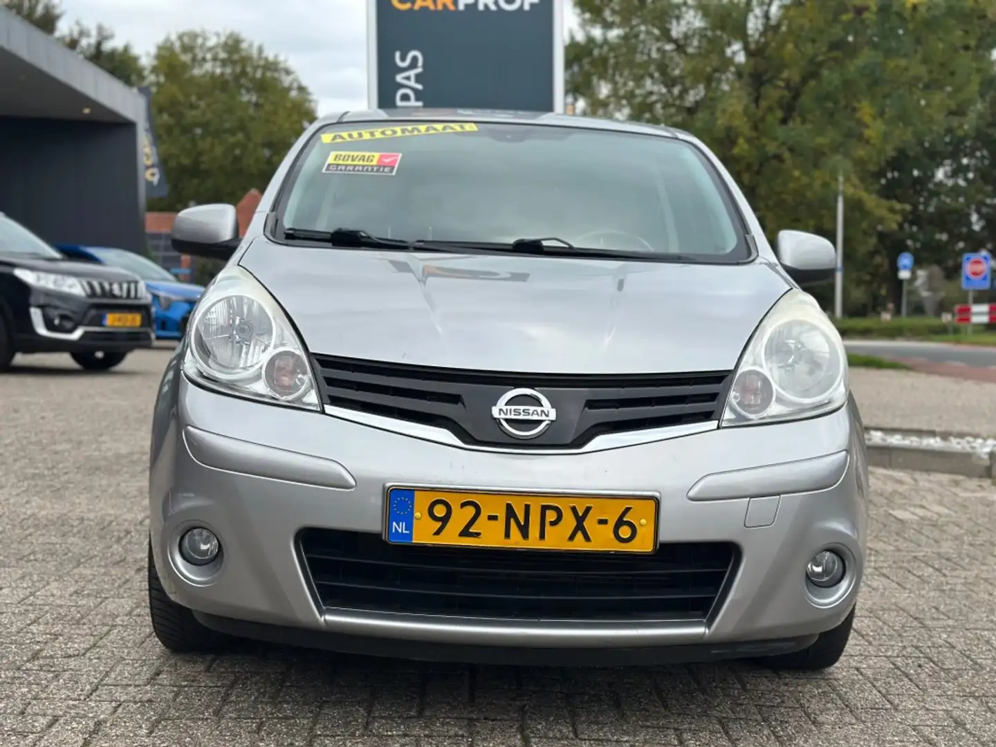 Nissan Note 1.6 Life + Automaat '' Trekhaak - PDC - Allseasonb Gris - 2