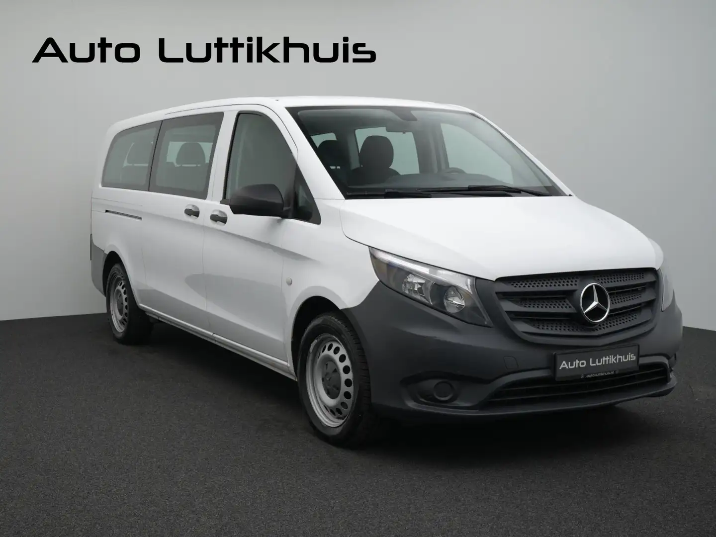 Mercedes-Benz Vito Tourer 114 BlueTEC Pro Extra Lang 1-2-2-3 Blanc - 2