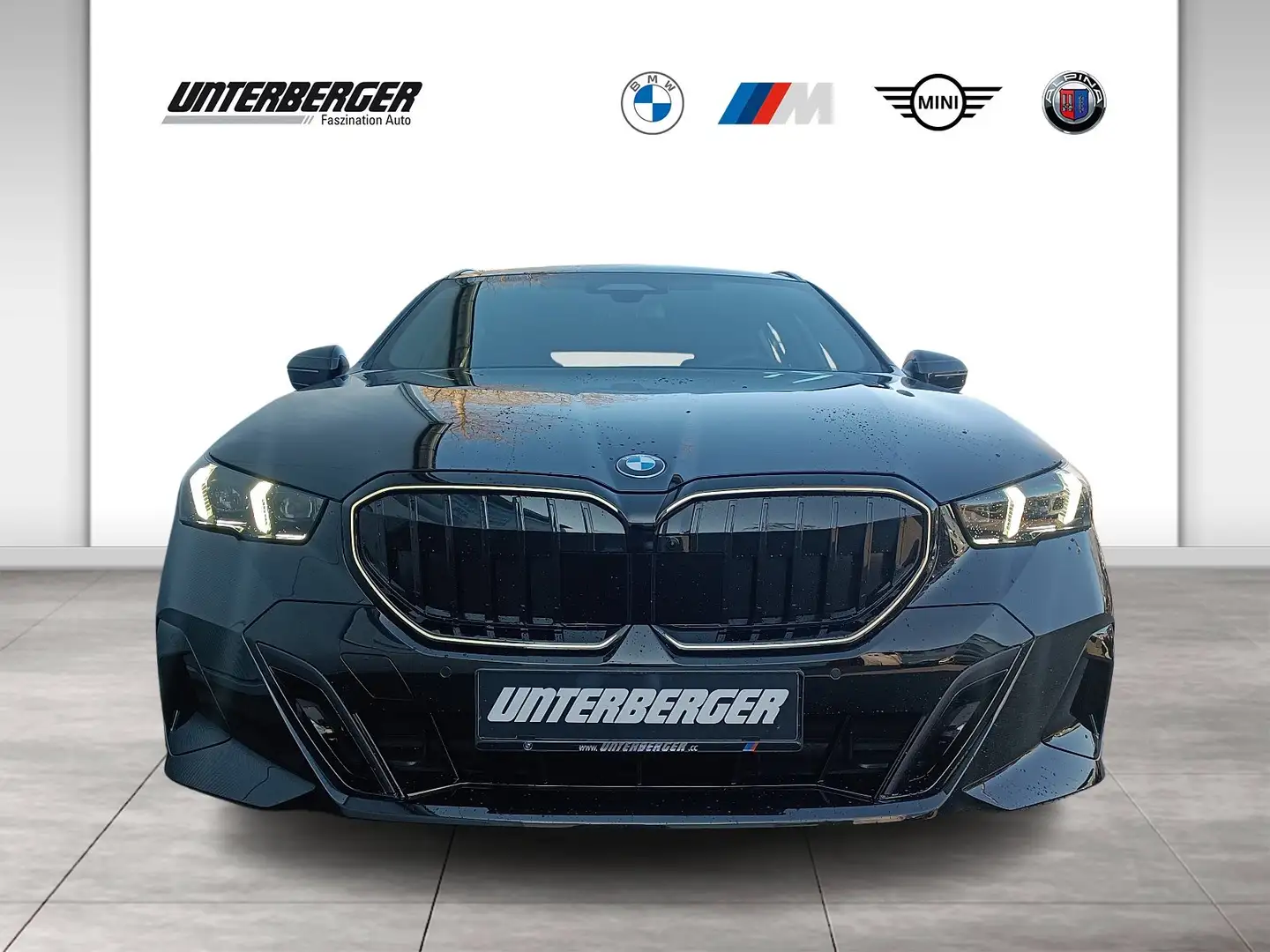 BMW 540 d xDrive M Sport PRO AHK Pano SHZ Iconic Glow Schwarz - 2
