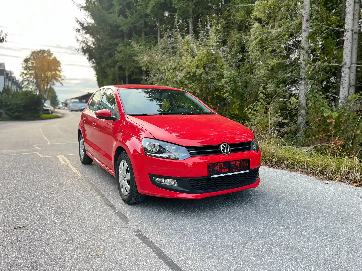 Volkswagen Polo 1.Besitzerin neues Pickerl vom Porsche nur 80tkm Rot - 1