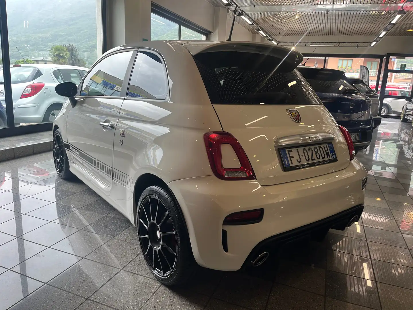 Abarth 595 ABARTH 595 1.4 t-jet 145cv PERFETTA ! ORIGINALE! Blanco - 2