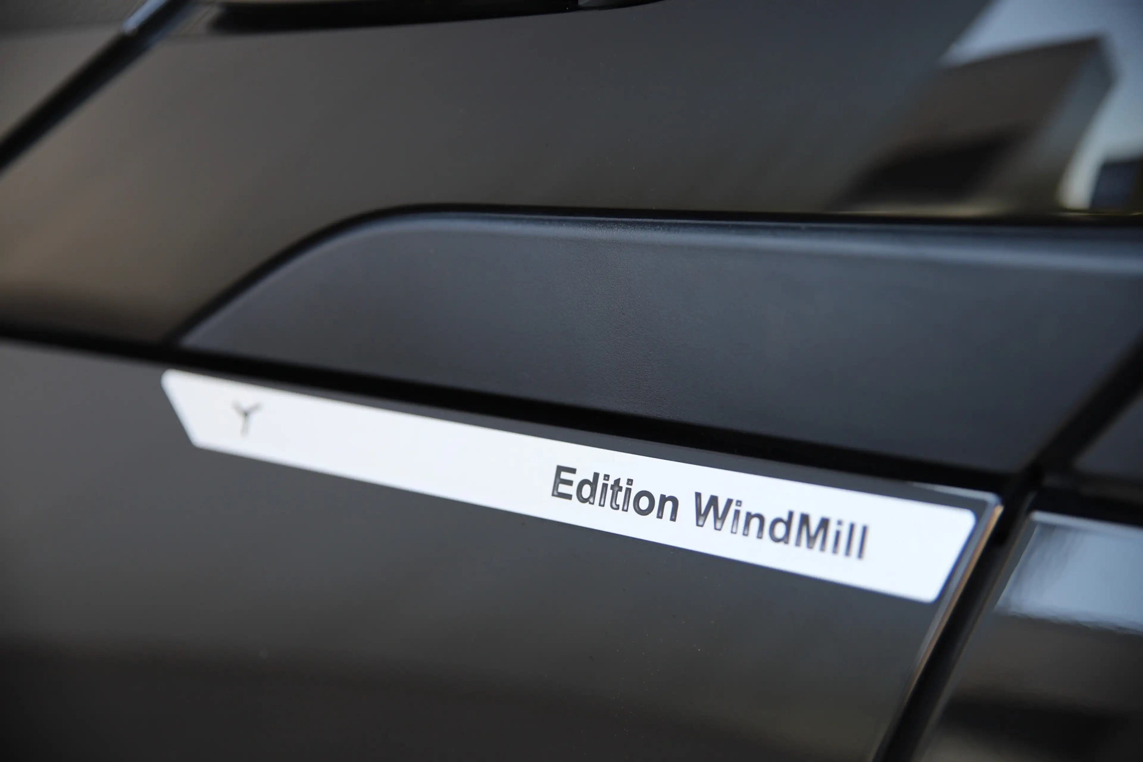 BMW i3 Edition Windmill 120Ah/ 42 kWh/ Schuifdak/ All-Sea — photo 10