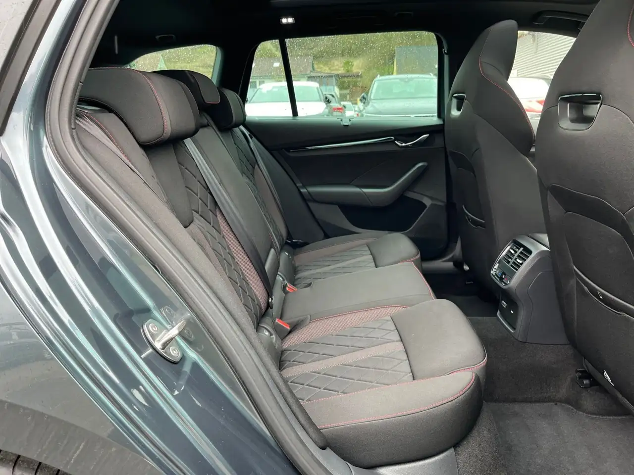 Skoda Octavia Combi RS 2.0 TDI 4x4 DSG / Pano, Matrix, миниатюра 10