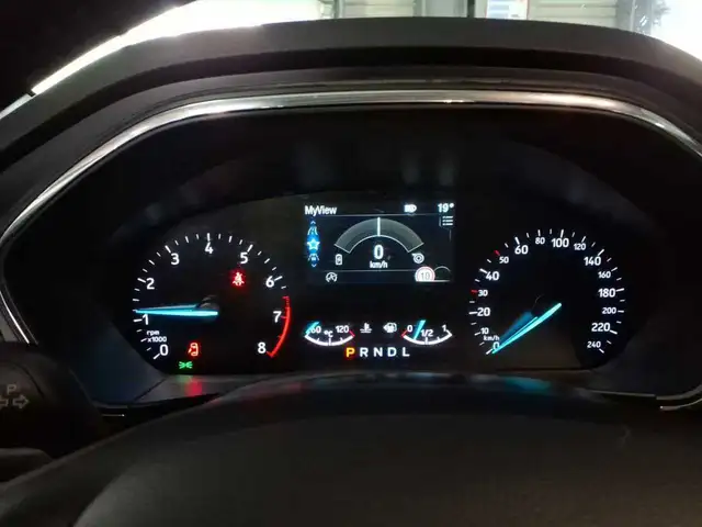 Ford Focus view 13