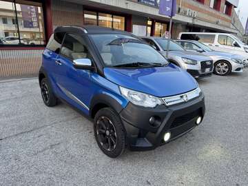 600 GT 4 POSTI PATENTE A1