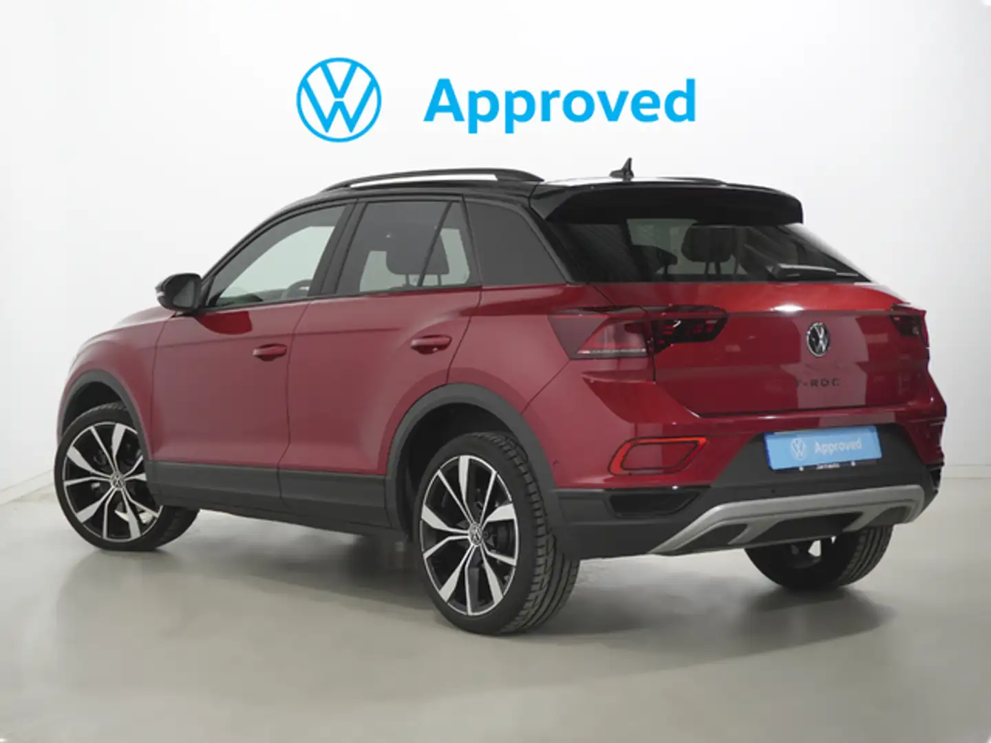 Volkswagen T-Roc 1.5 TSI Dark Line DSG7 110KW Rojo - 2