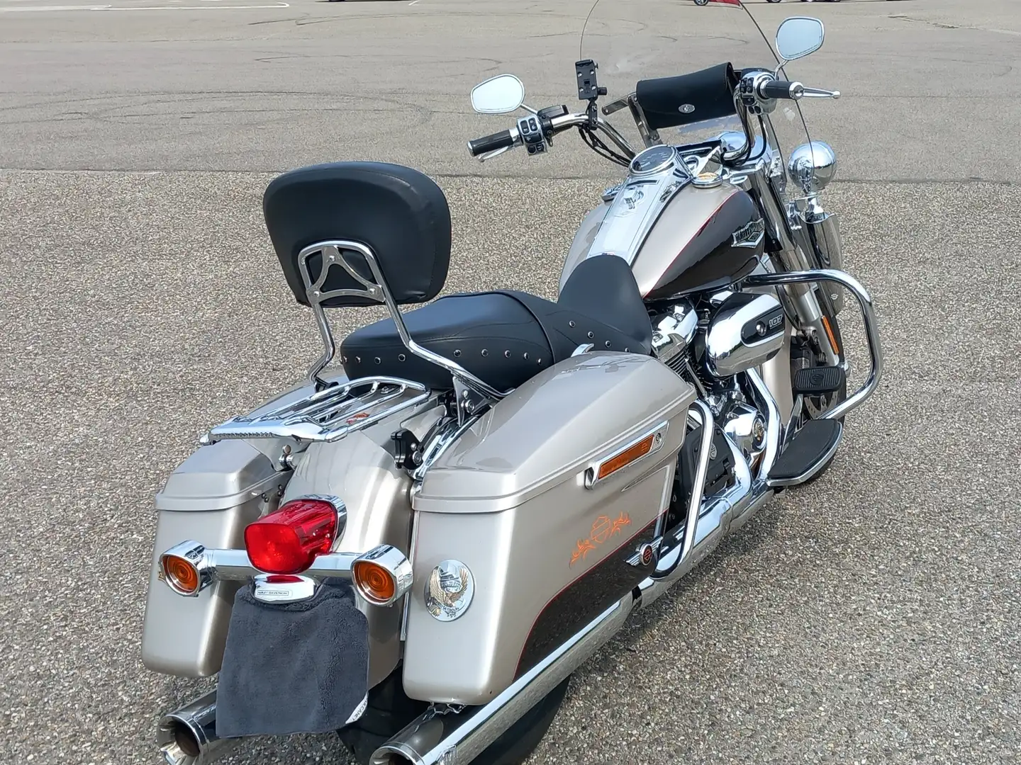 Harley-Davidson Road King 1745 Beige - 1
