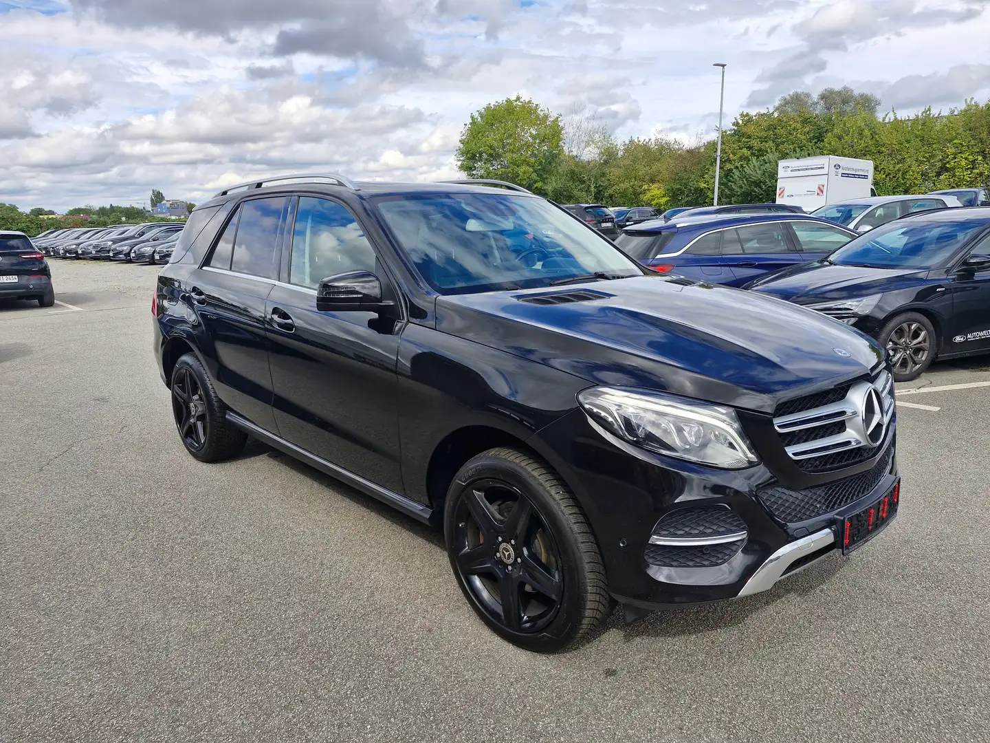 Mercedes-Benz GLE 350 GLE 350 d 4Matic 9G-TRONIC Exclusive Schwarz - 2