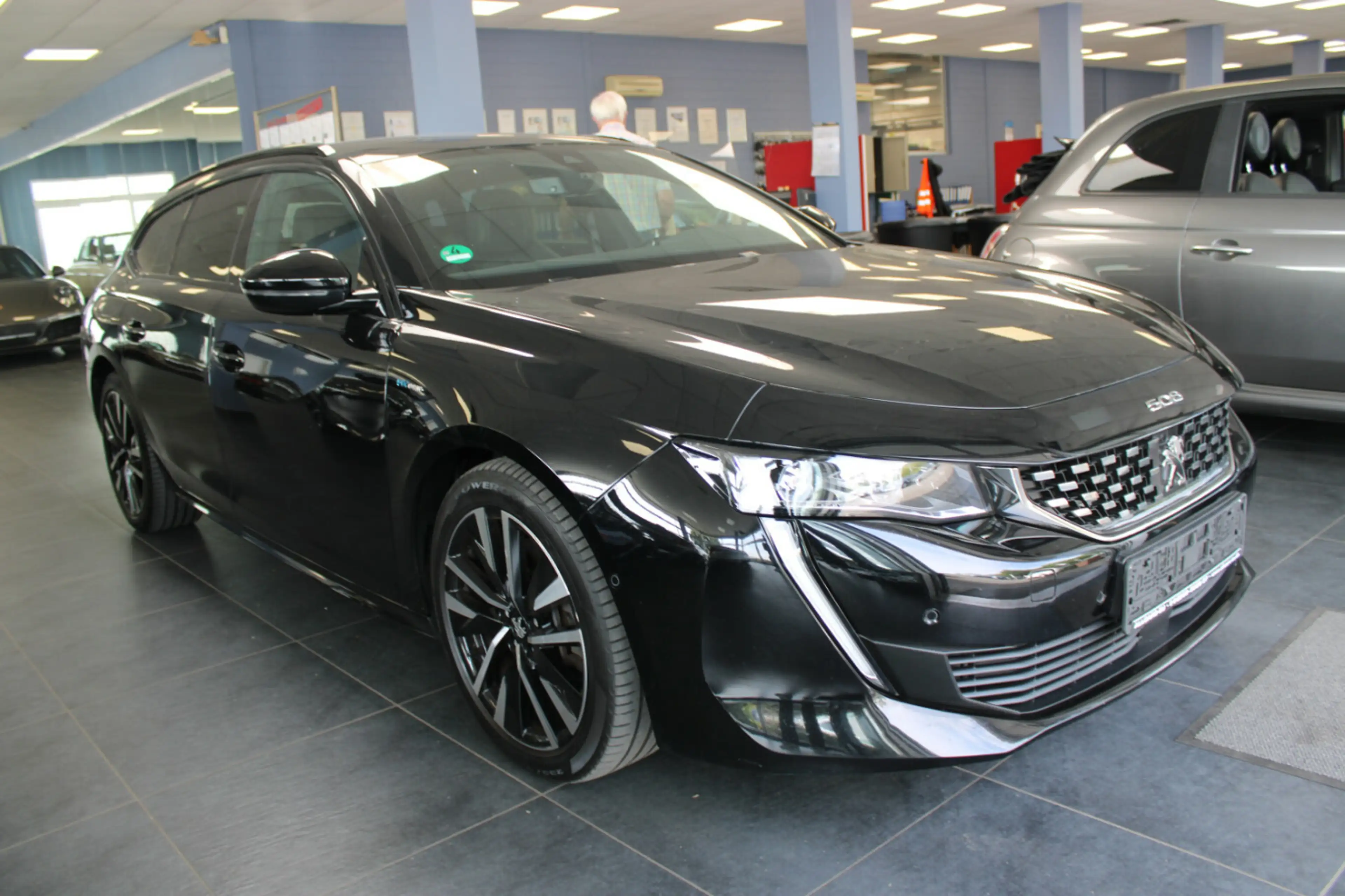 Peugeot 508 Hybrid 225 e-EAT8 GT