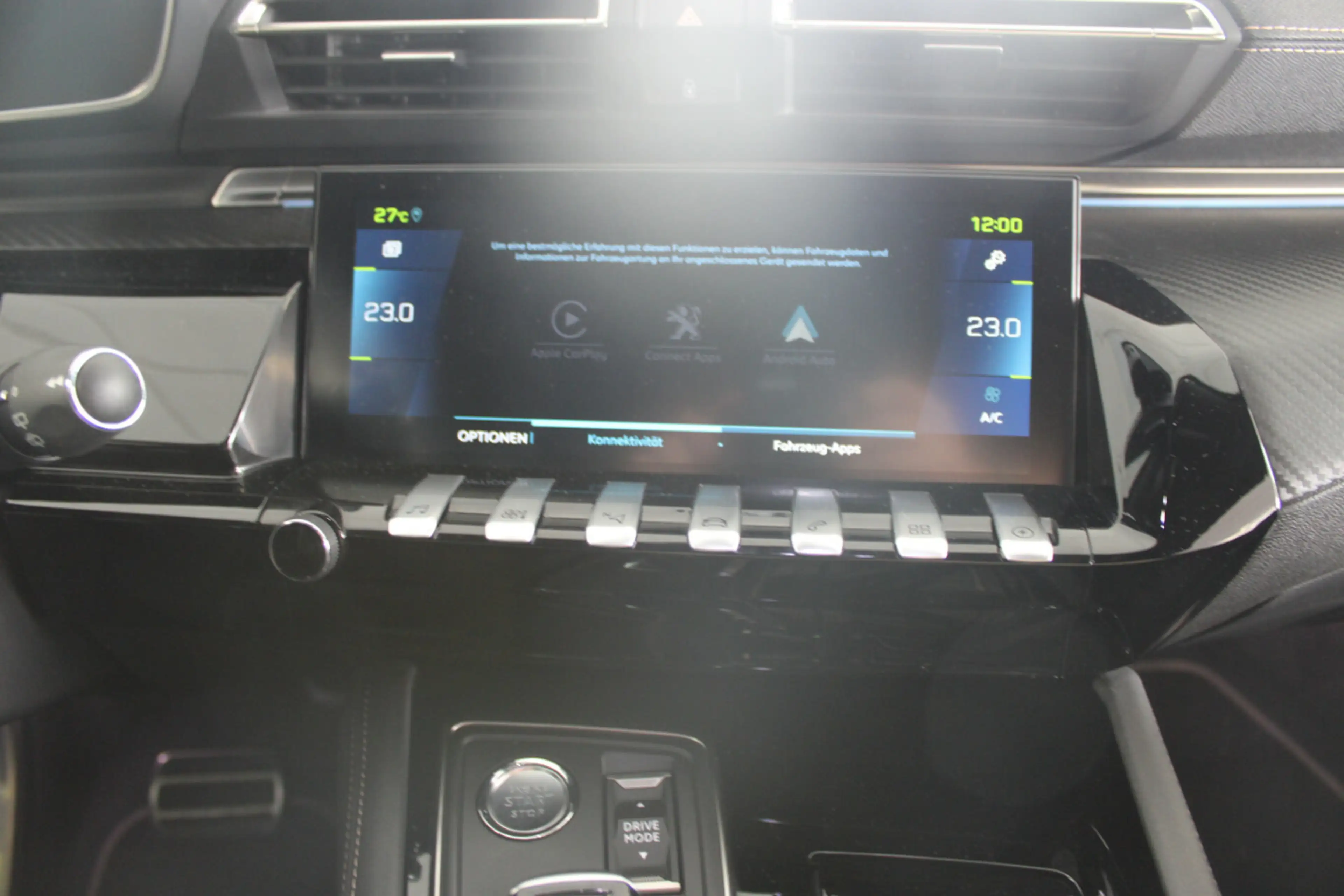 Peugeot 508 Hybrid 225 e-EAT8 GT — photo 12
