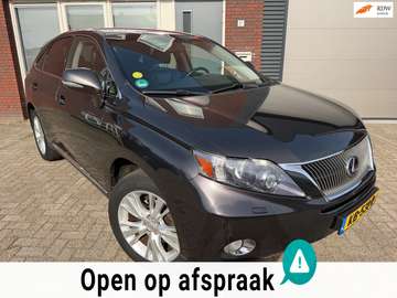 4WD Tech / Leder / Camera / Memory / Navi / PDC