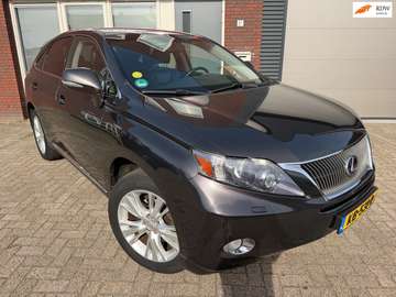 4WD Tech / Leder / Camera / Memory / Navi / PDC