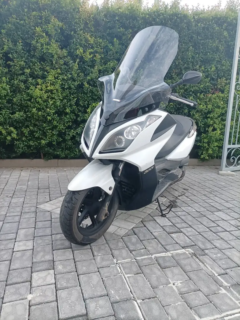 Kymco Downtown 300i Blanc - 2