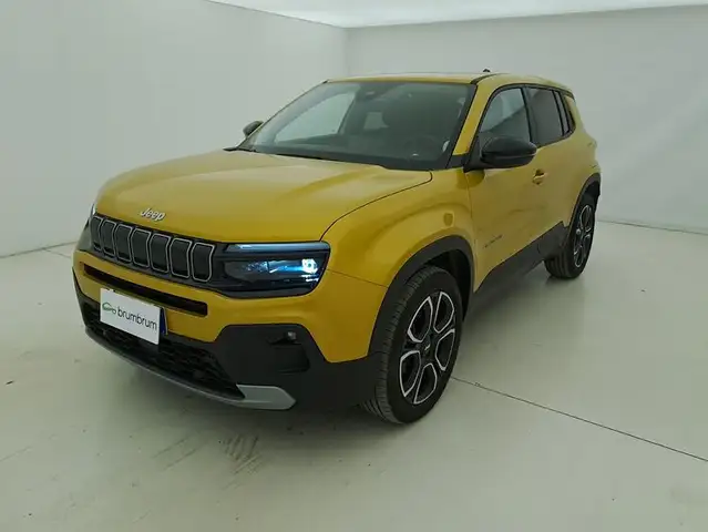 Jeep Avenger view 9