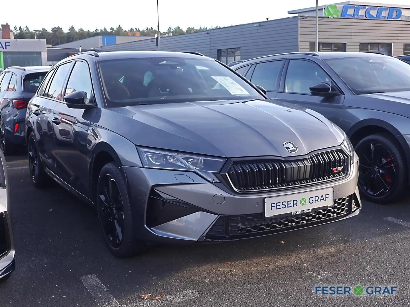 Skoda Octavia RS 2,0 TSI DSG - AHK,SHZ,NAVI,KAMERA Grau - 2