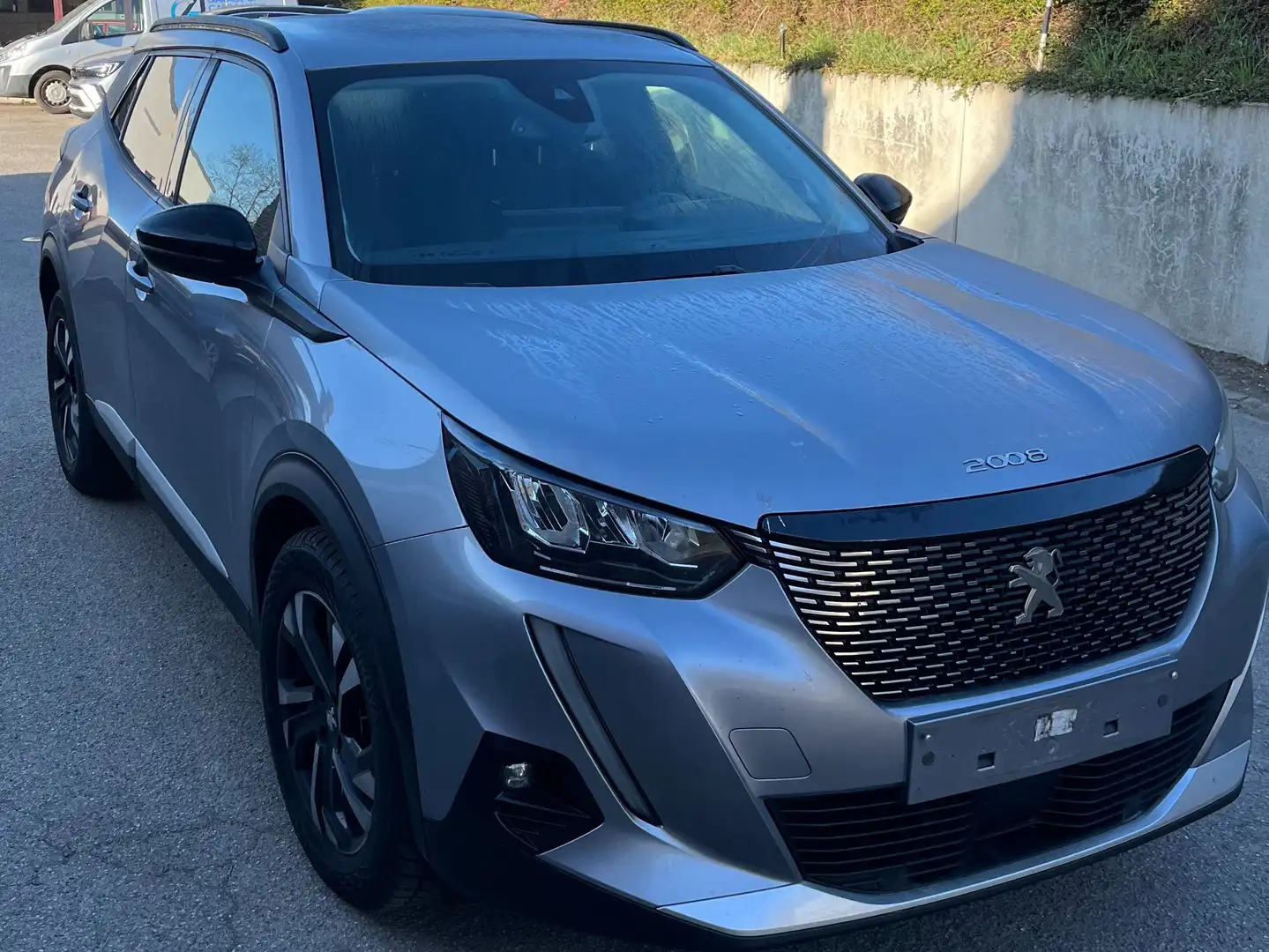 Peugeot 2008 1.2 PureTech Style S Gris - 2