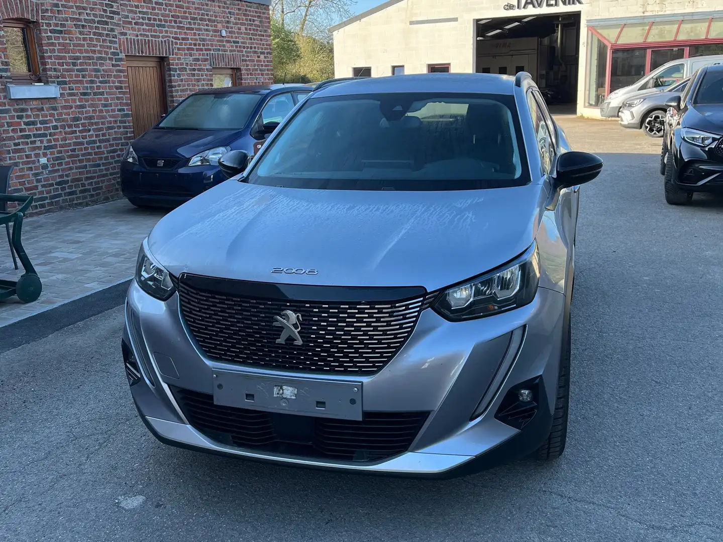 Peugeot 2008 1.2 PureTech Style S Gris - 1