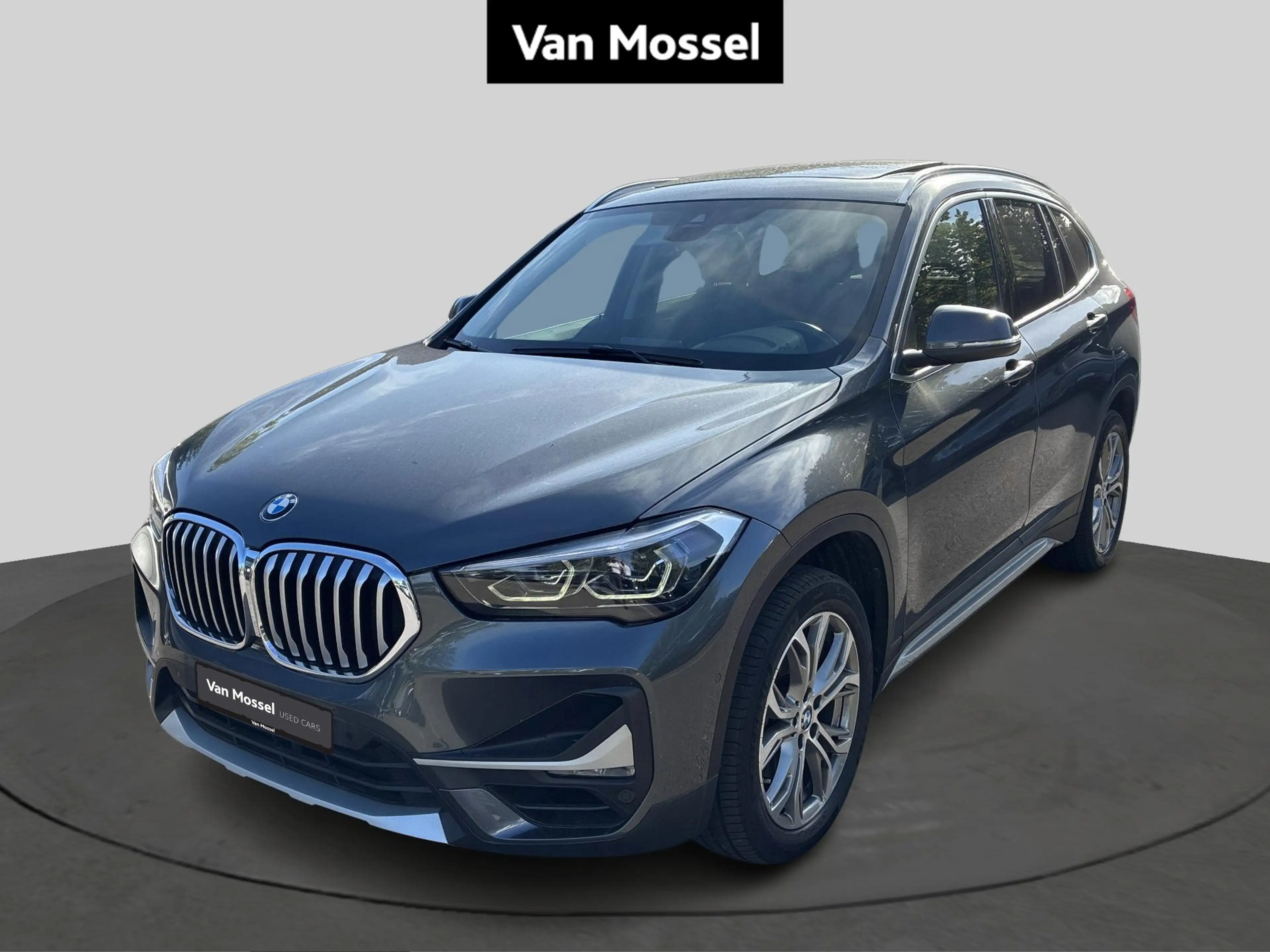 BMW X1 xLine sDrive18iA (103 kW)