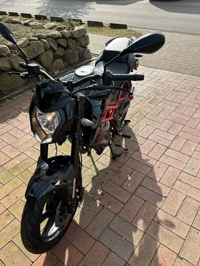 Benelli BN 125 Negru - 2