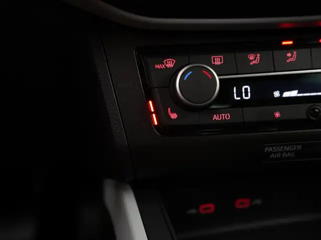 Seat Arona view 13
