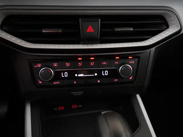 Seat Arona view 12