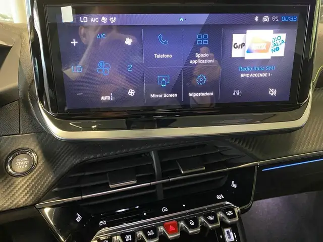 Peugeot 2008 view 10