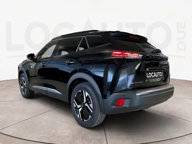 Peugeot 2008 view 5