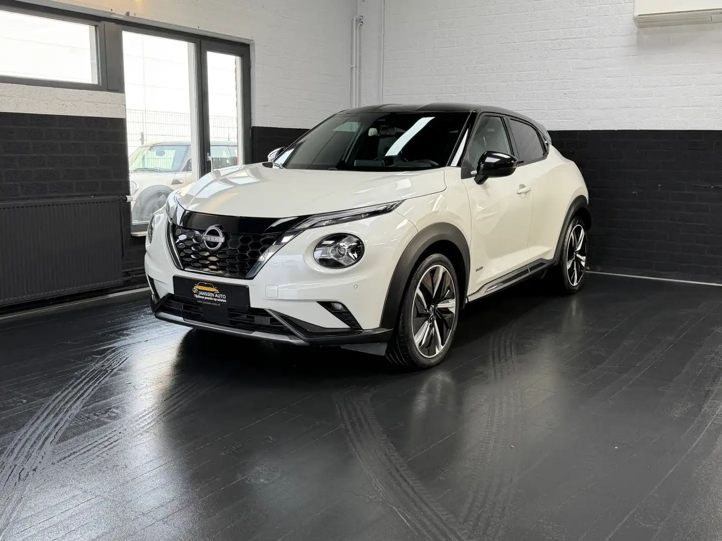 Nissan Juke 1.6 Hybrid N-Design | Bose | Leder/alcantara | 360 Blanc - 2