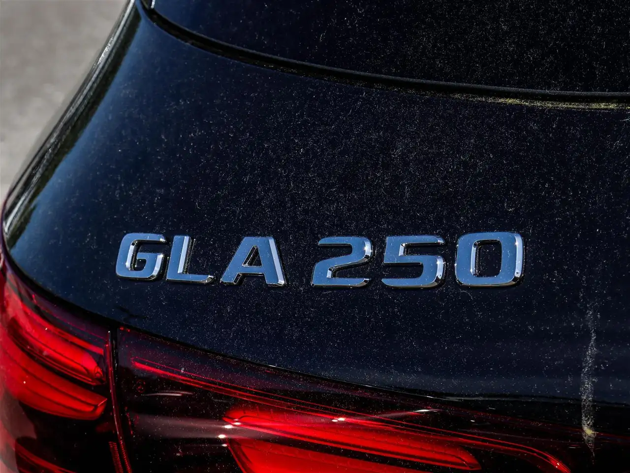 Mercedes-Benz GLA снимка Mercedes-Benz GLA