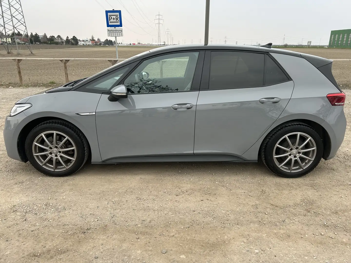 Volkswagen ID.3 ID. 3 Pro Performance 58kWh 5-Sitzer Pro Grau - 2