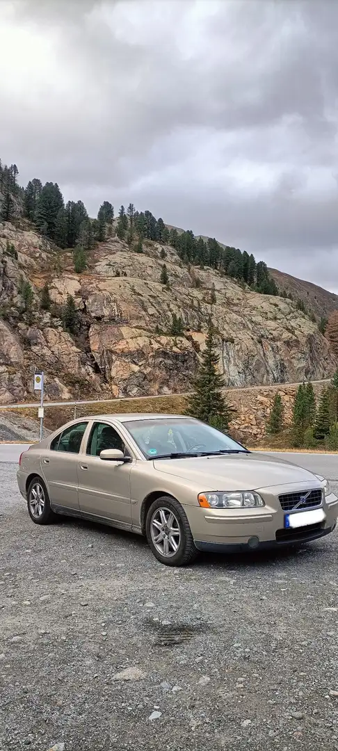 Volvo S60 2.0T Kinetic - 1