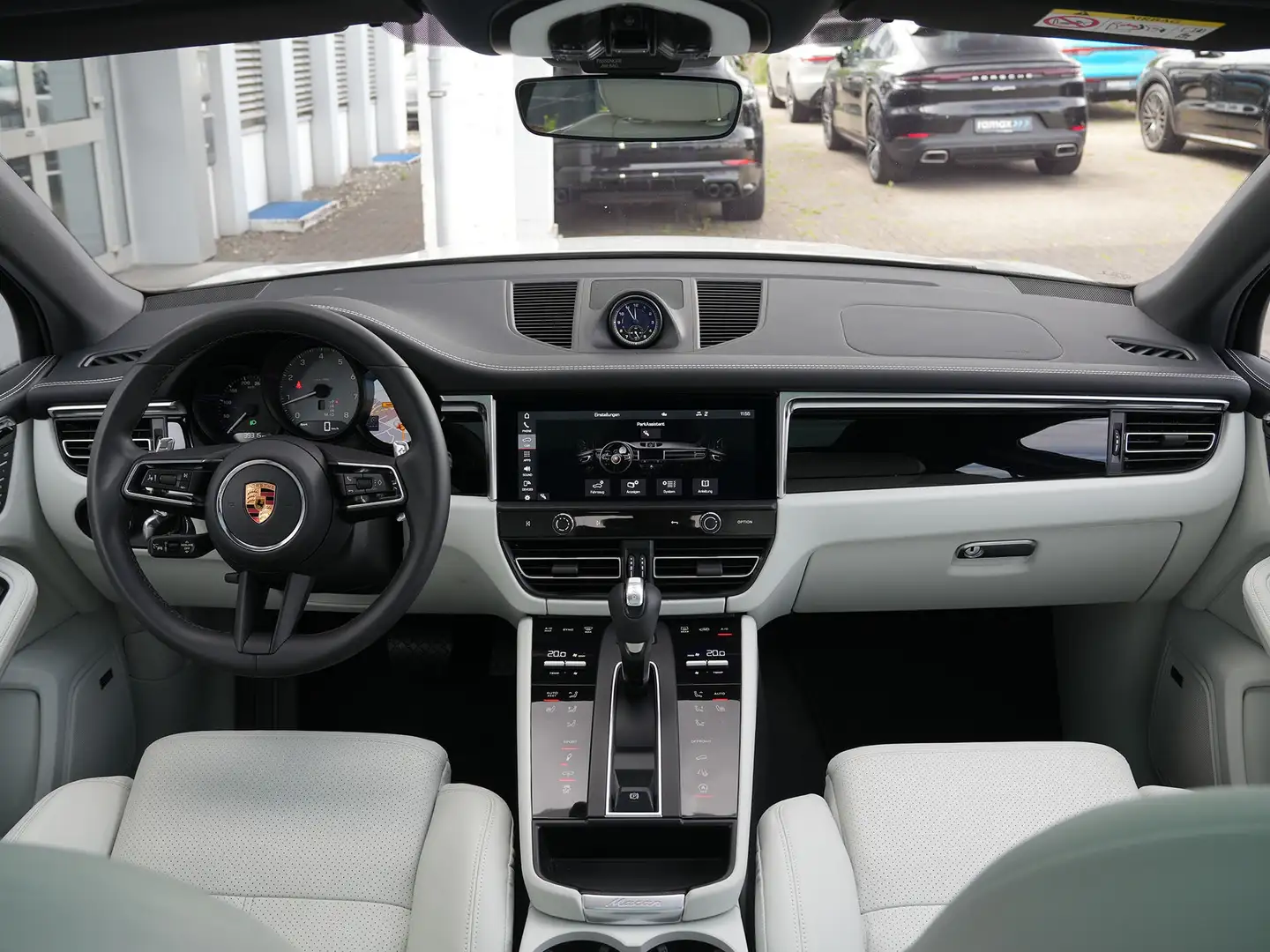 Porsche Macan S LEDER KREIDE-SPORTDESIGN-ACC-LUFTF.-PANO-21TURBO Grau - 2