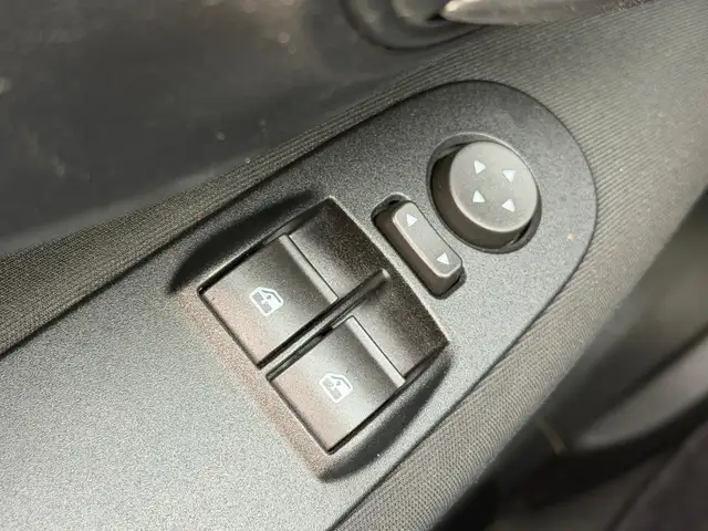 Fiat Punto Evo view 25