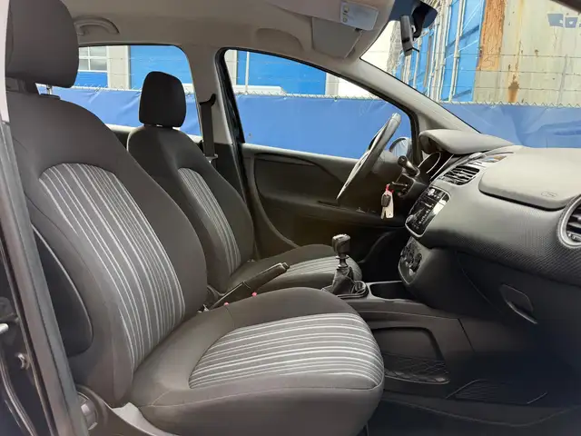 Fiat Punto Evo view 9