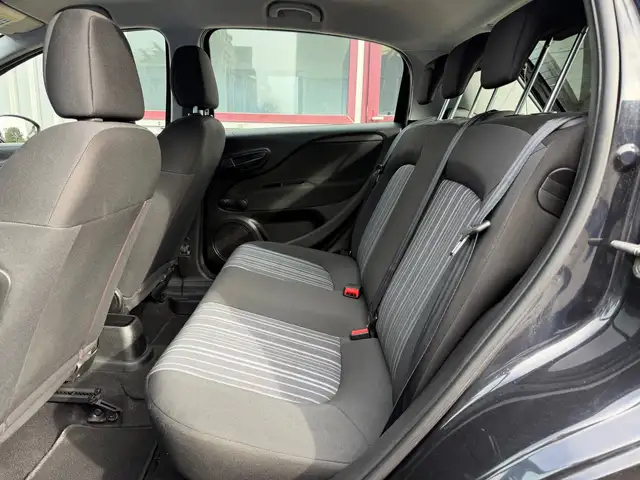 Fiat Punto Evo view 10