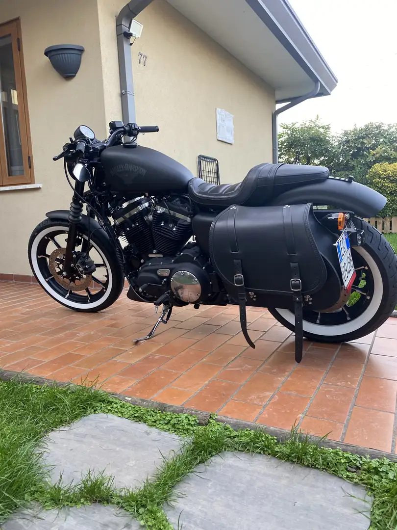 Harley-Davidson Iron 883 XL883N Чорний - 2