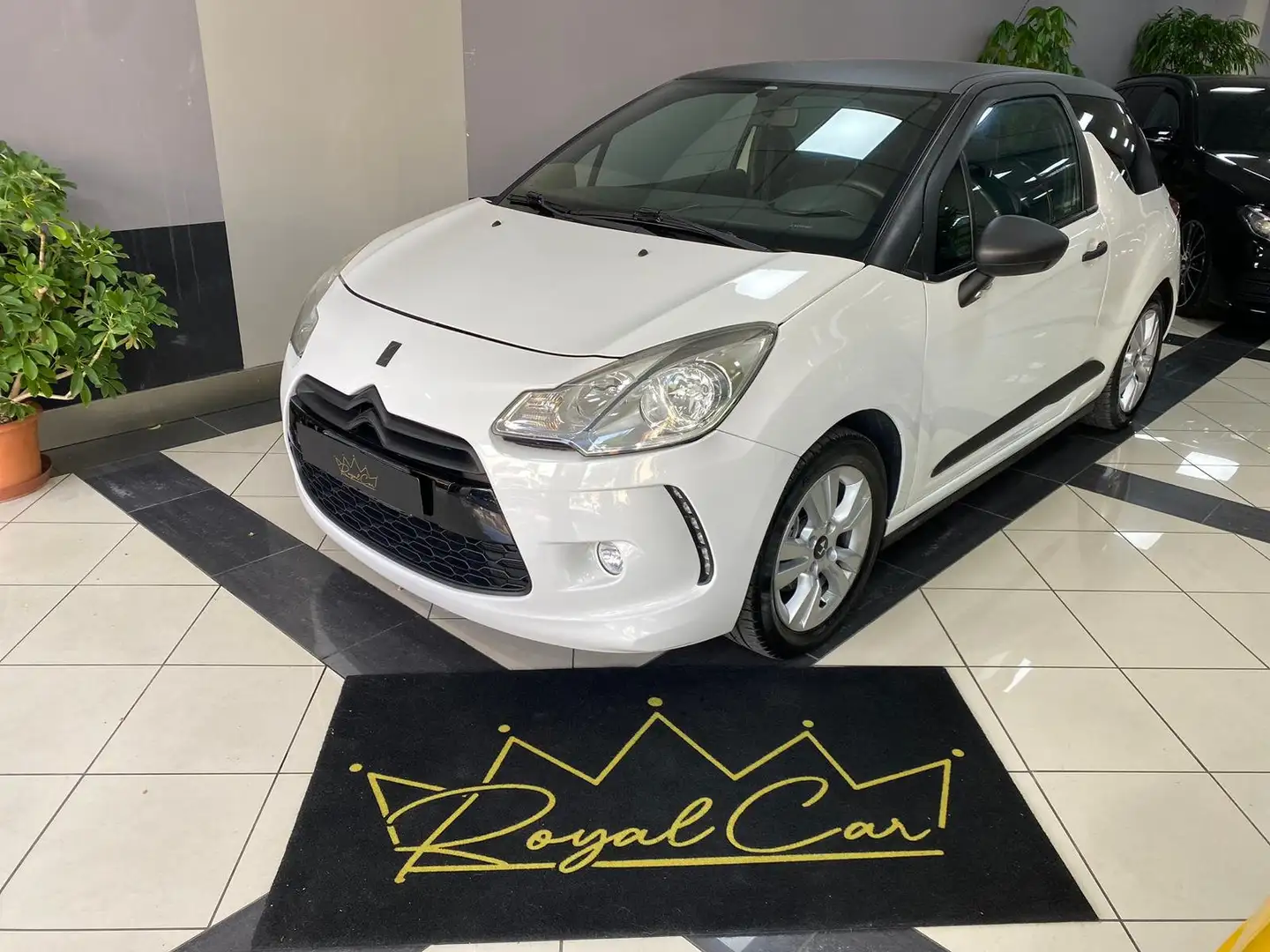 DS Automobiles DS 3 1.6 VTI 120 GPL Blanco - 1