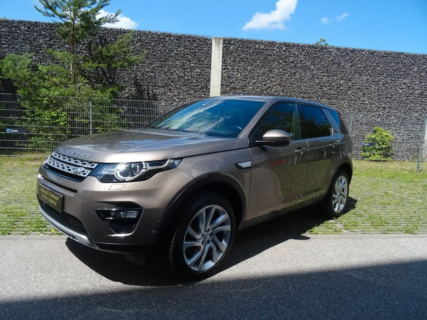 Land Rover Discovery Sport HSE-Top Ausstattung-Luftfahrwerk Braun - 2