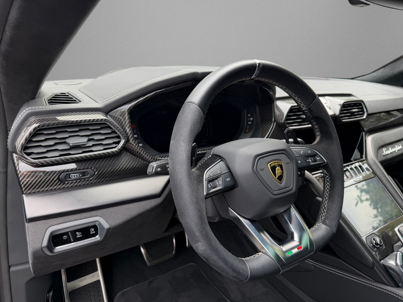 Lamborghini Urus PANORAMA 23`ZOLL B&O CARBON PACKAGE — photo 11