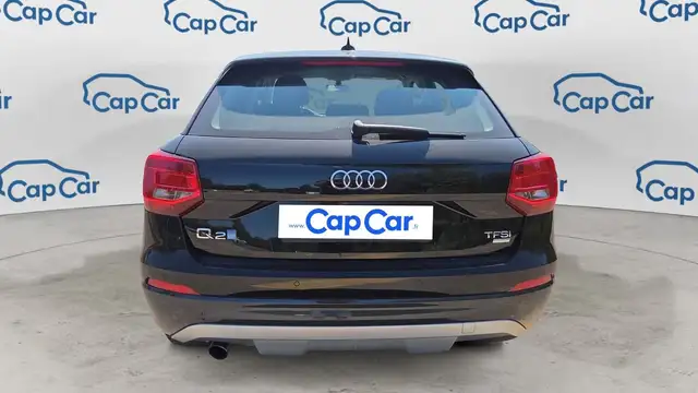Audi Q2 view 3