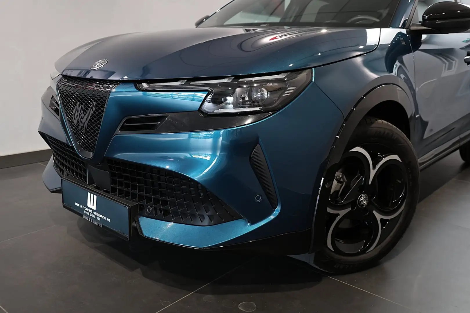 Alfa Romeo Junior Ibrida 1.2 e-DCT6 Mild-Hybrid W-EDIZIONE Bleu - 2