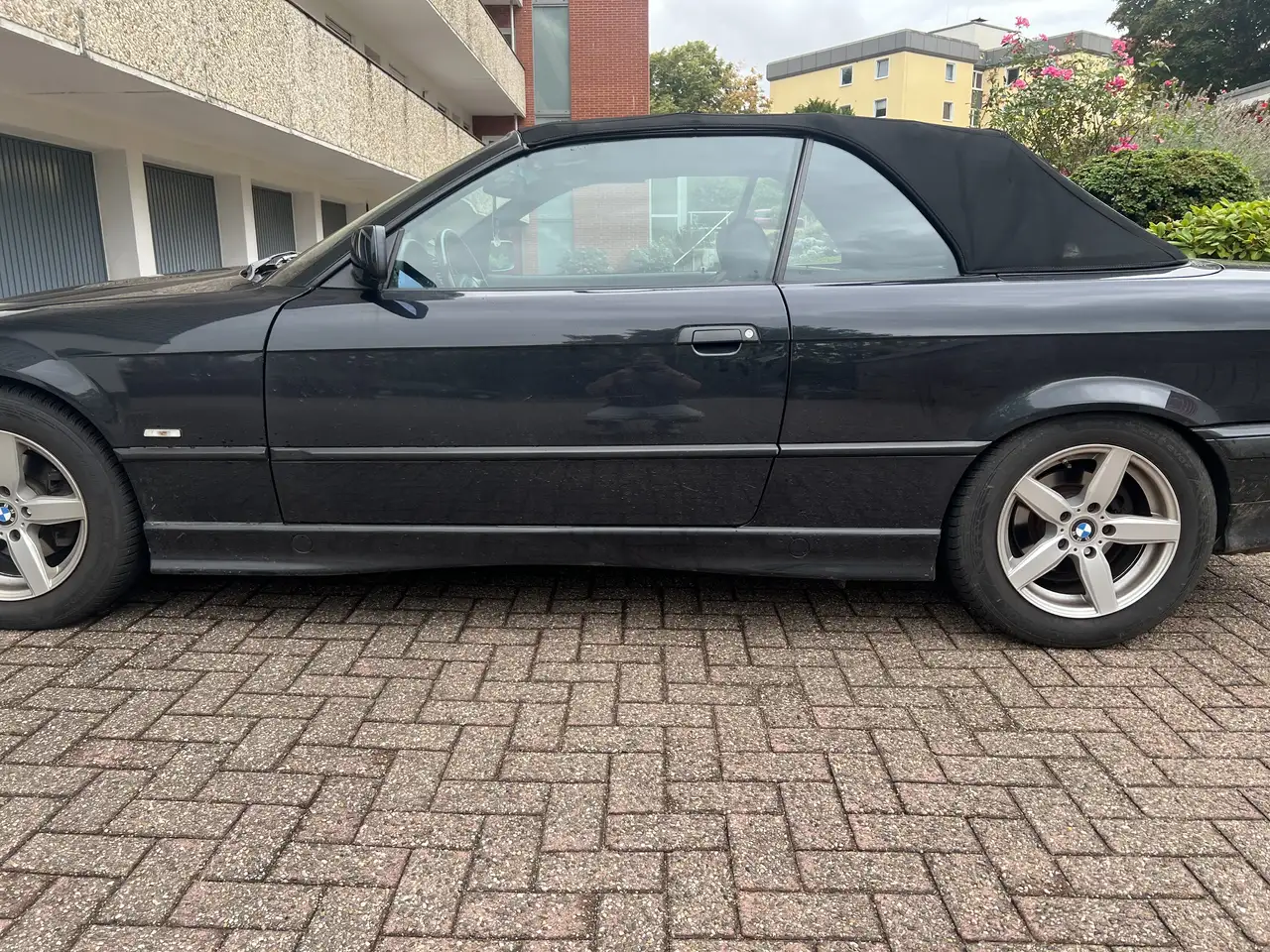 BMW 320i, foto 5