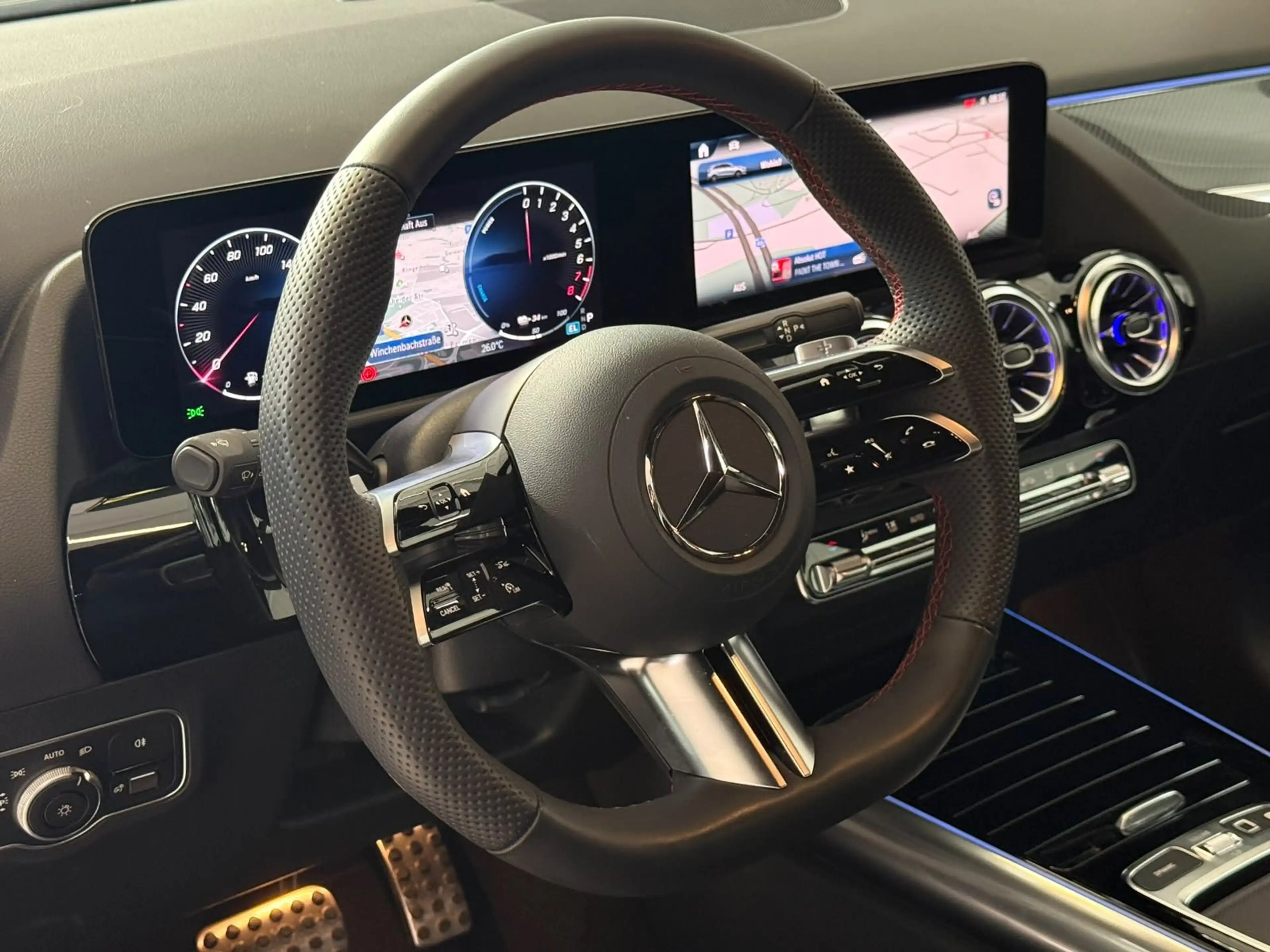 Mercedes-Benz B 250 e AMG PREMIUM AC11KW+CARPLAY+SIGN+WINTER — photo 12