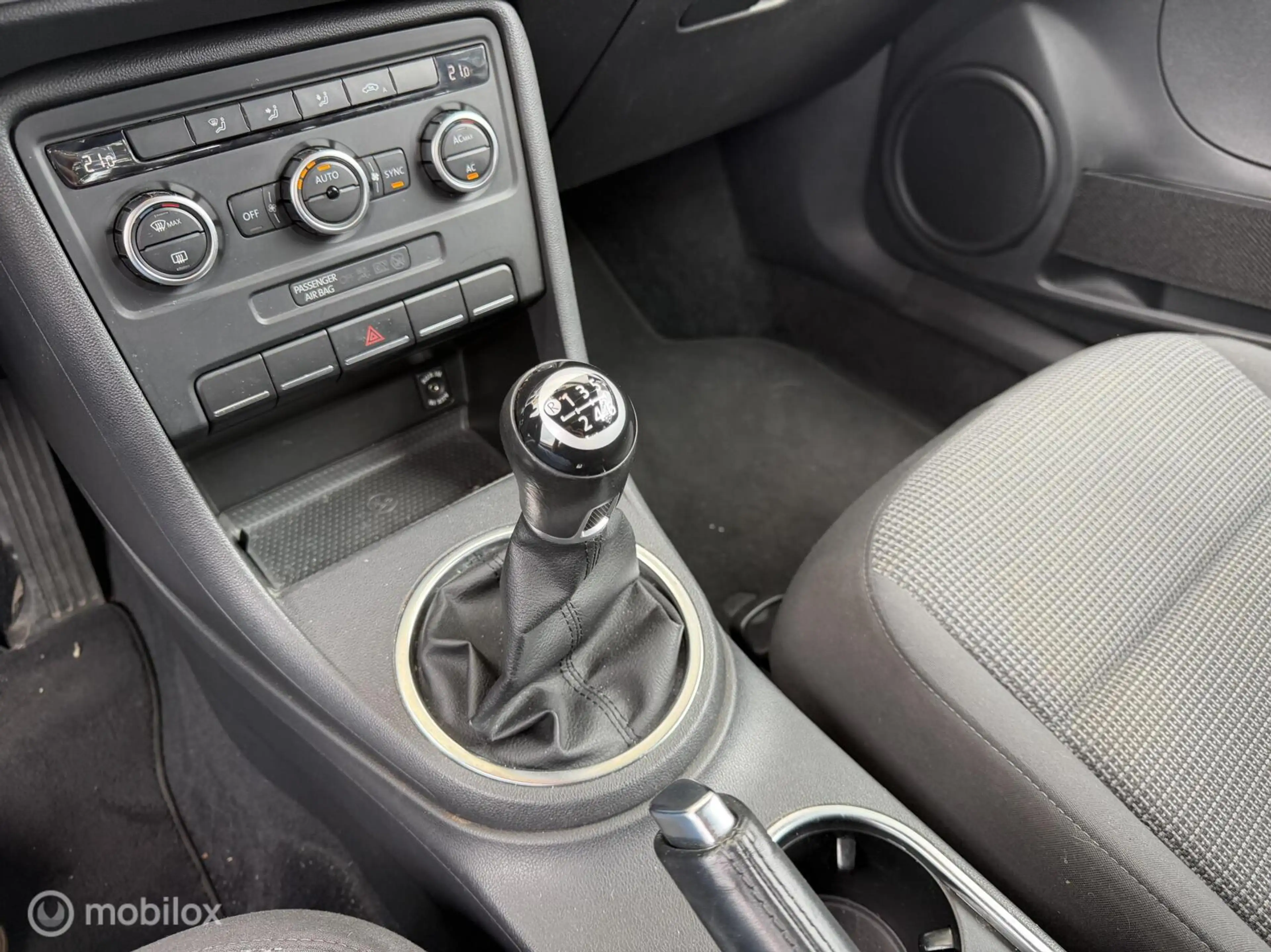 Volkswagen Beetle 1.2 TSI Design ORG NED 2DE EIG Pano Cruise Climate — photo 13