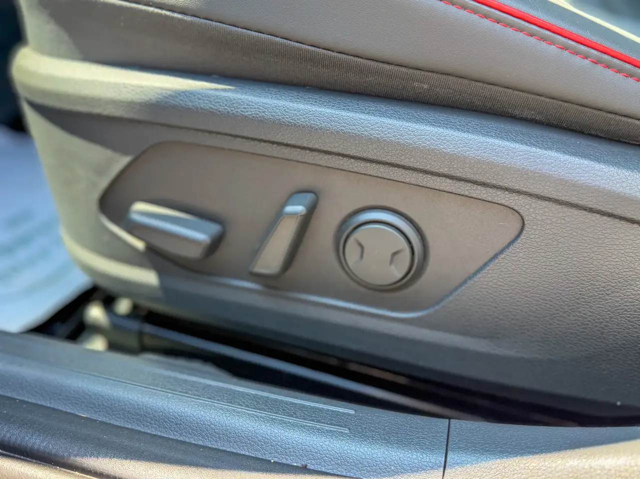 Hyundai SONATA снимка Hyundai SONATA