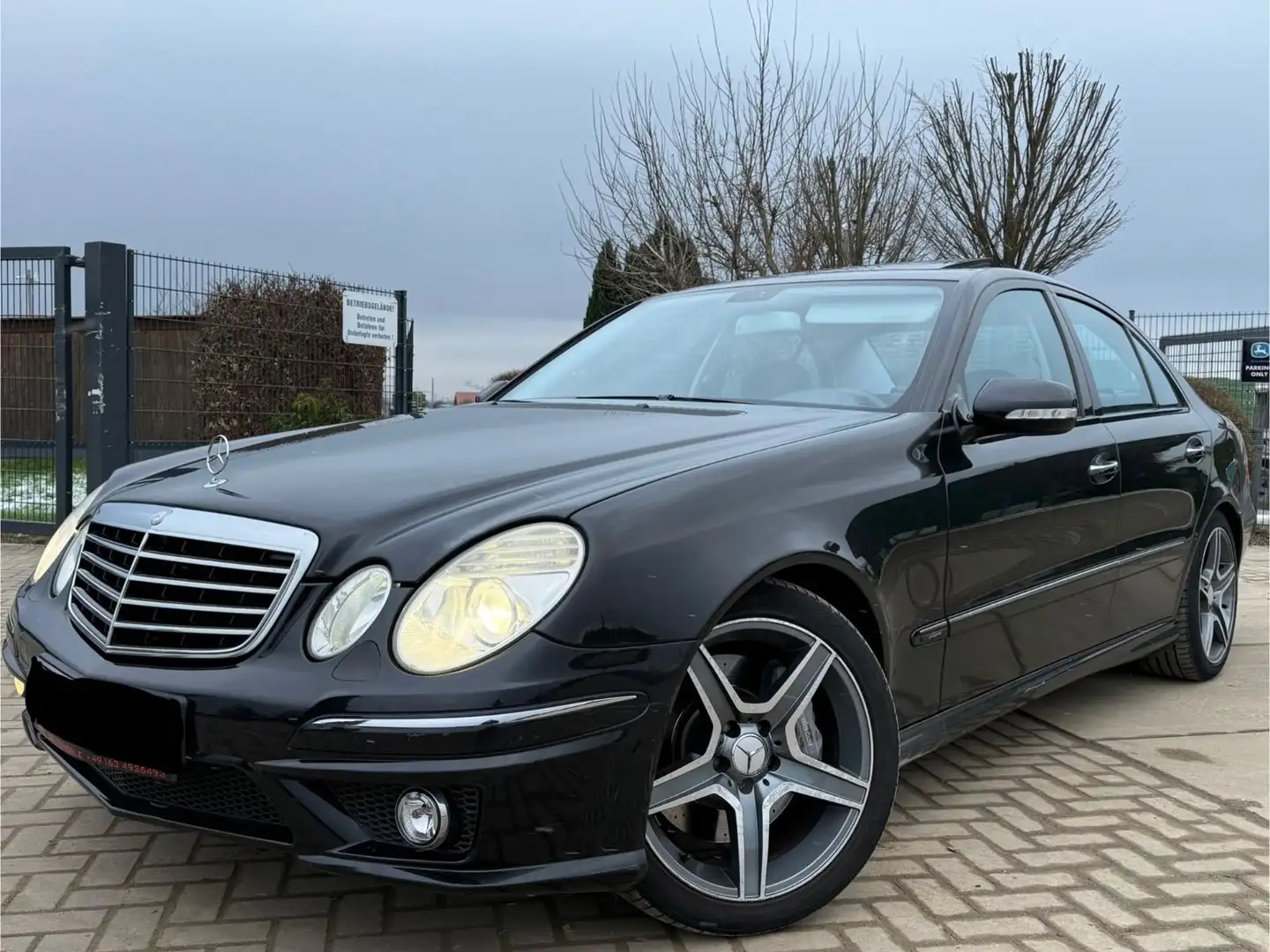 Mercedes-Benz E 420 CDI*Limousine*AMG*V8*XENON* Schwarz - 1