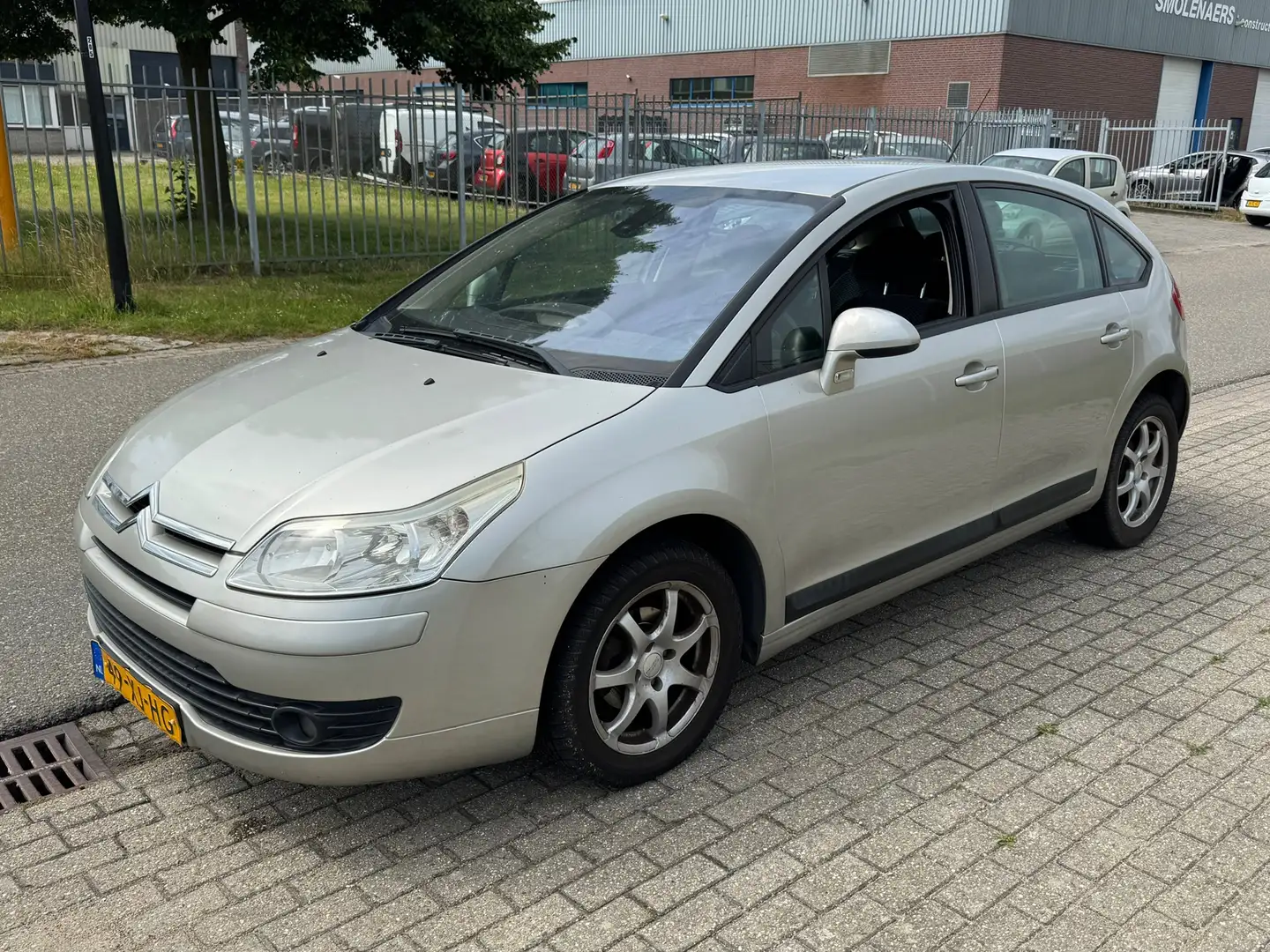 Citroen C4 1.6-16V Ligne Ambiance Airco l Cruise l Trekhaak! Grijs - 1